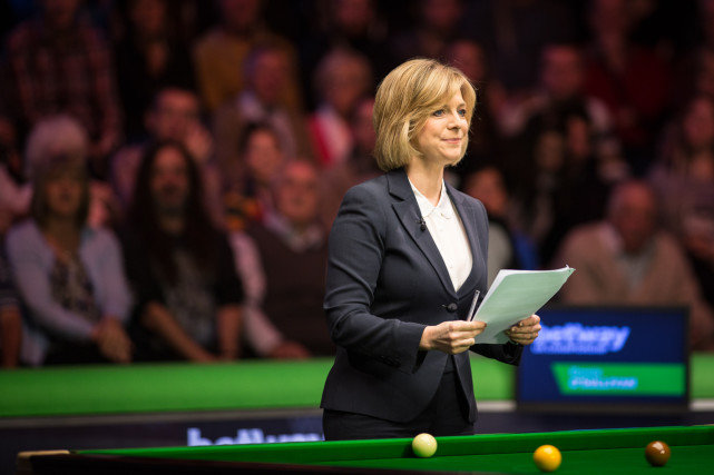 黑泽尔·埃尔文（Hazel Irvine）